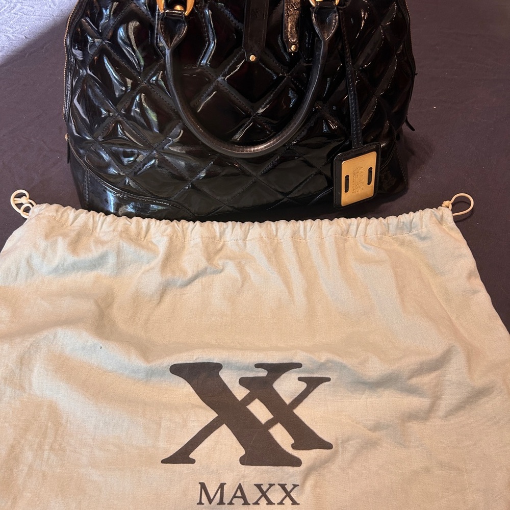 Classic Black Patent Leather Quilted Bag